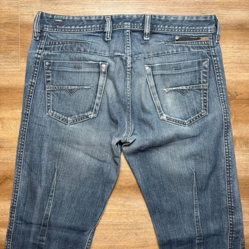 Diesel Dughan Jeans Men 30x32 Blue Slim Tapered Distressed Made in Italy‎ 0088Z